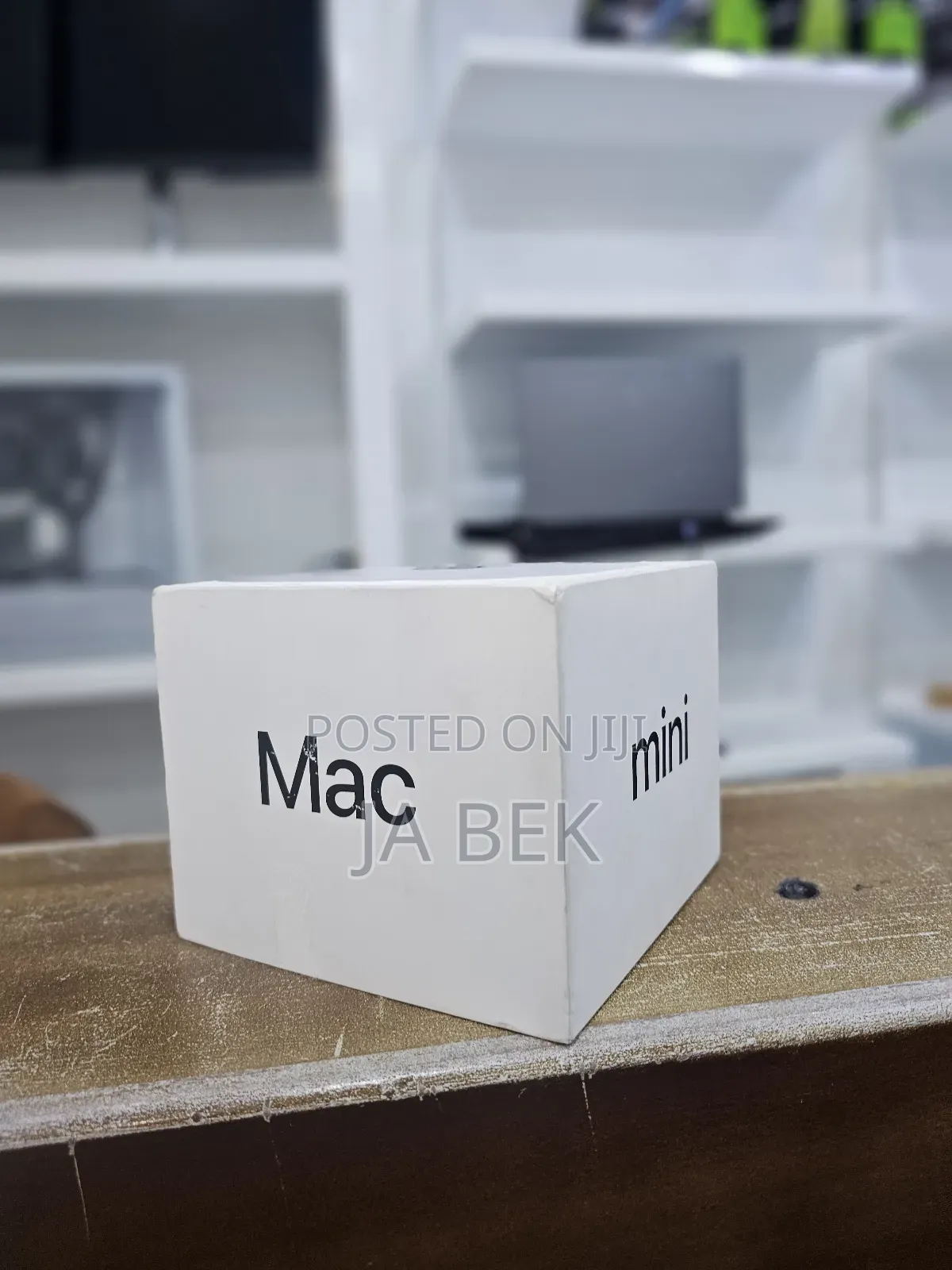 New Desktop Computer Apple Mac Mini M4 16GB Apple M4 SSD 256GB