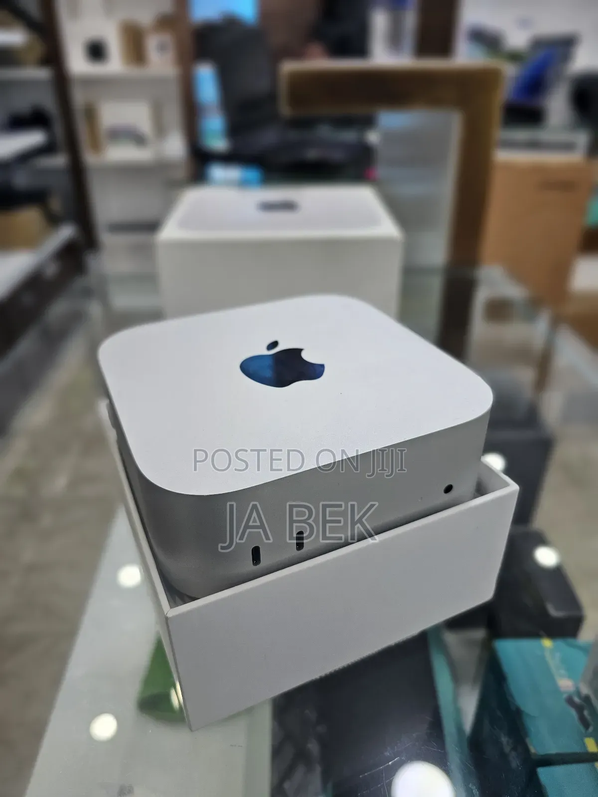 New Desktop Computer Apple Mac Mini M4 16GB Apple M4 SSD 256GB