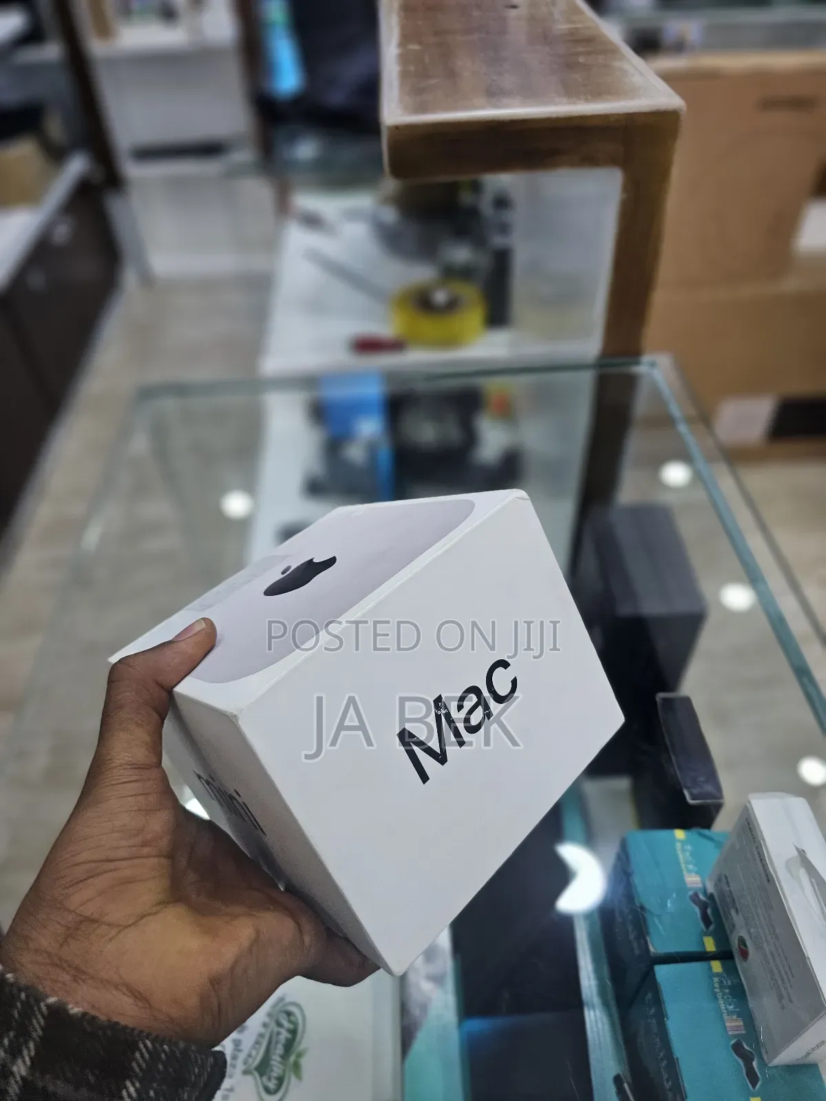 New Desktop Computer Apple Mac Mini M4 16GB Apple M4 SSD 256GB