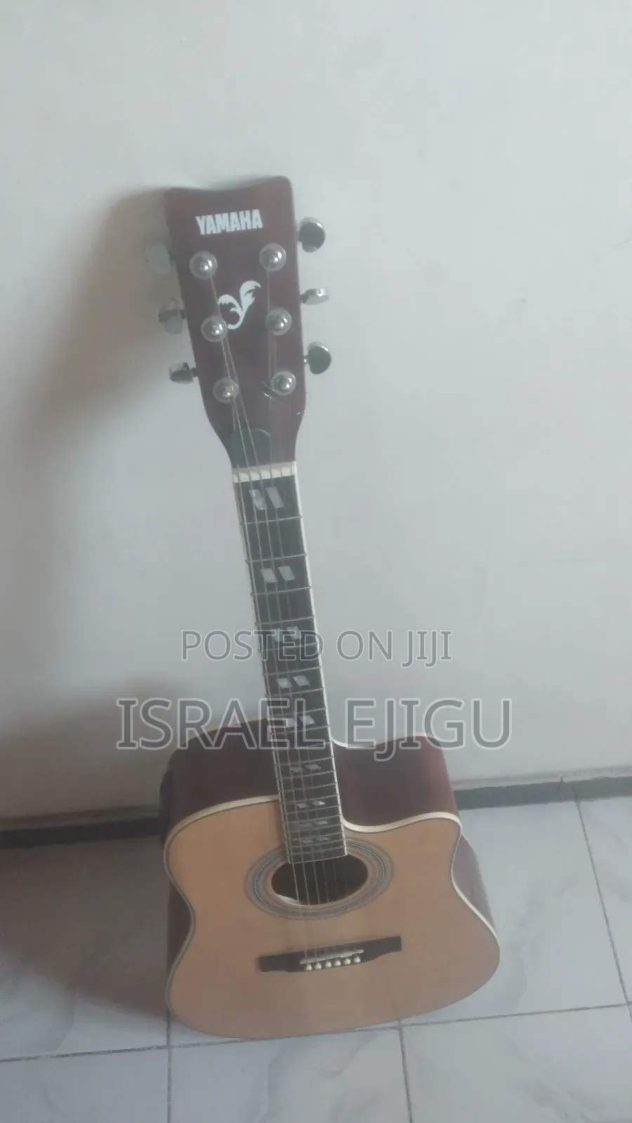 Acoustic Yamaha F6000eq Guitar for Few Days