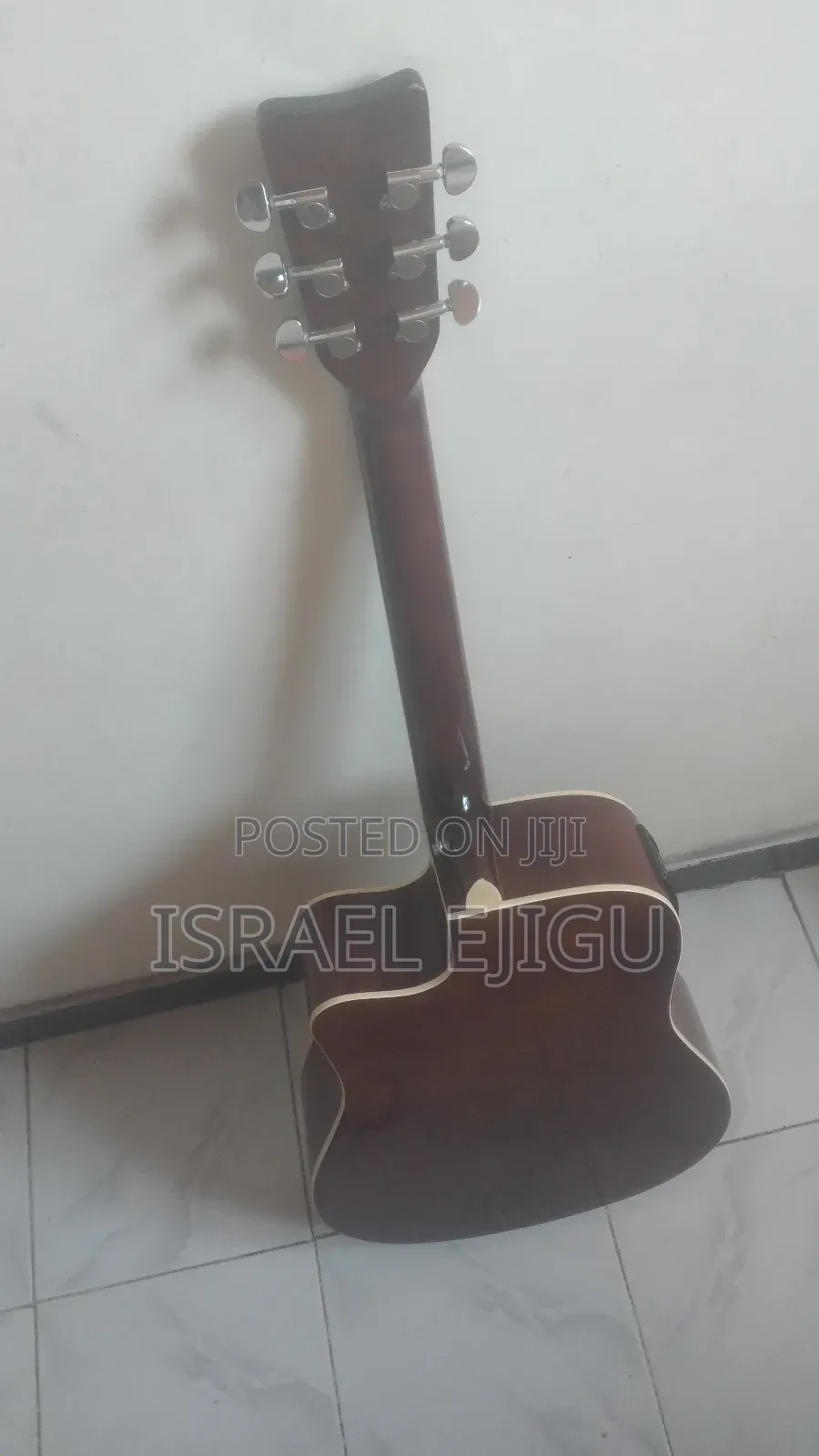 Acoustic Yamaha F6000eq Guitar for Few Days