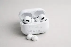 Earpode And Charger Cable