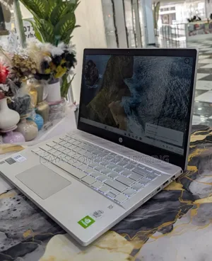 New Laptop HP Pavilion 14 16GB Intel Core I5 SSD 512GB