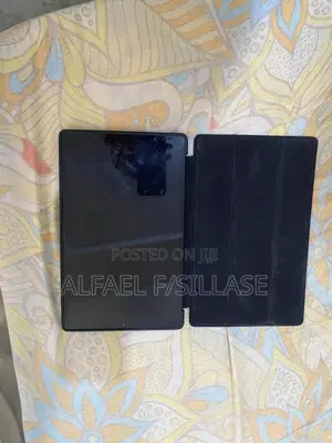 Lenovo Tab M10 64 GB Black