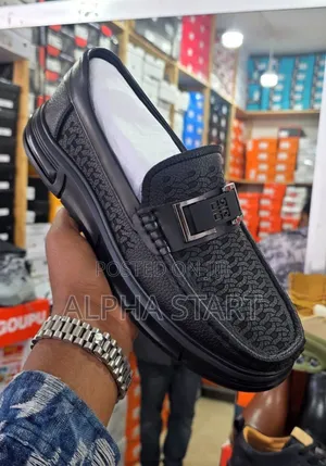 Men's Fashionable Leather Shoe High Master Quality Smooth Shoes