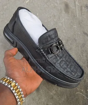 Men' Fashionable Leather Shoe High Master Quality Flat Full Lather Sho