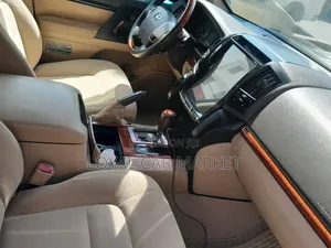 Toyota Land Cruiser 2015 Gray