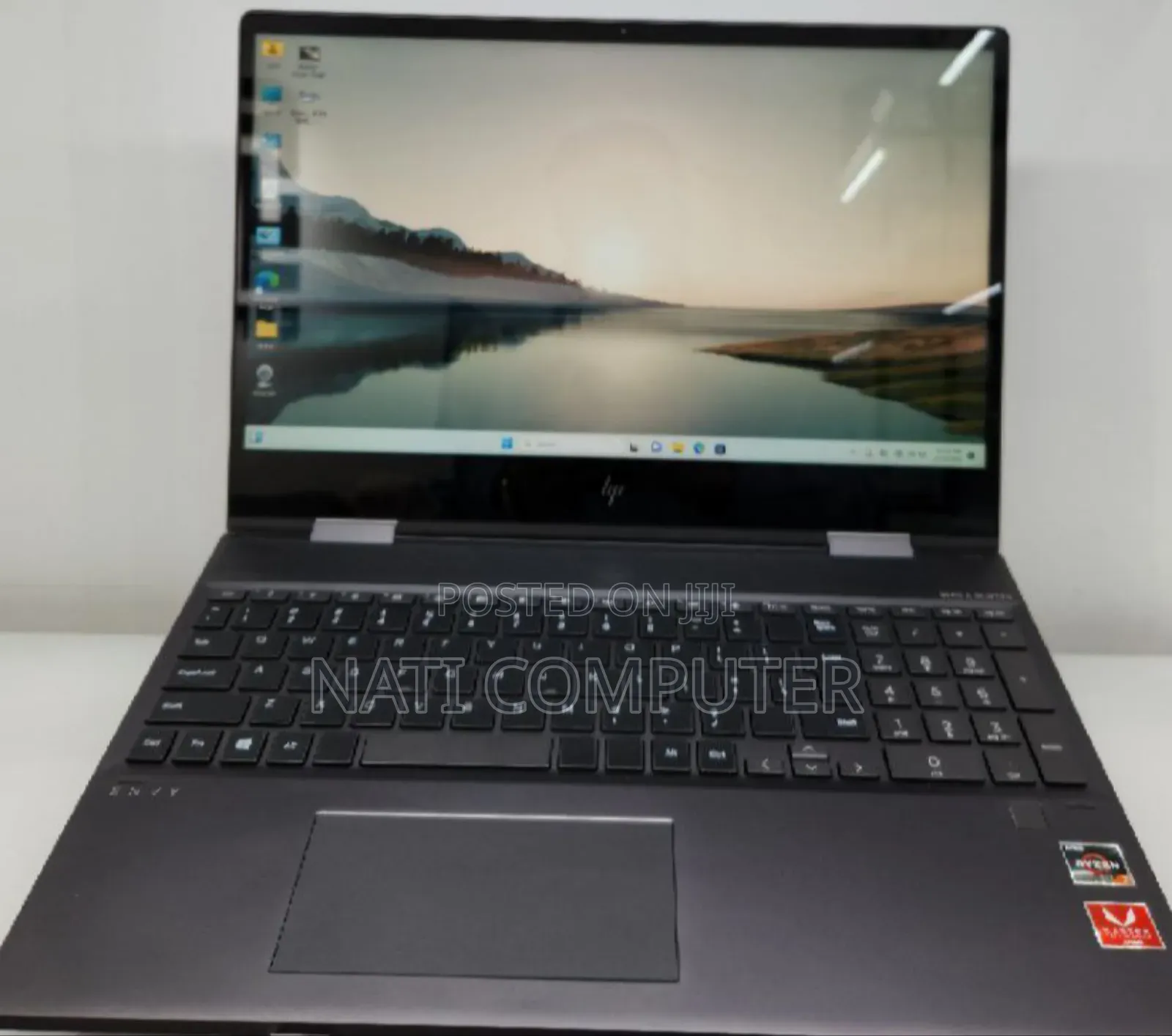 New Laptop HP Envy X360 8GB AMD Ryzen 7 SSD 256GB