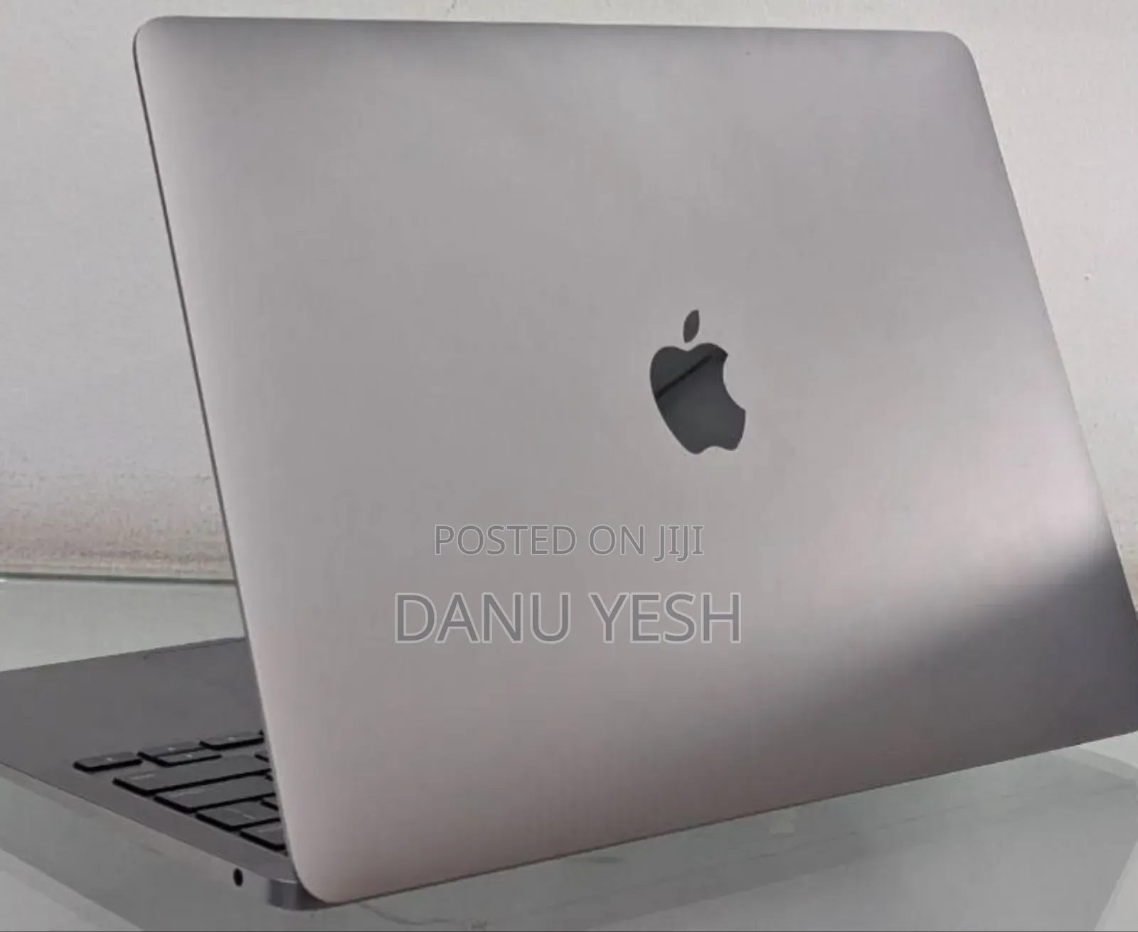 New Laptop Apple MacBook Air 8GB Apple M1 SSD 512GB