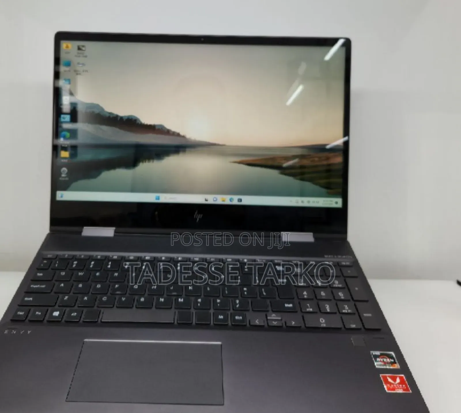 New Laptop HP Envy X360 8GB AMD Ryzen 7 SSD 256GB