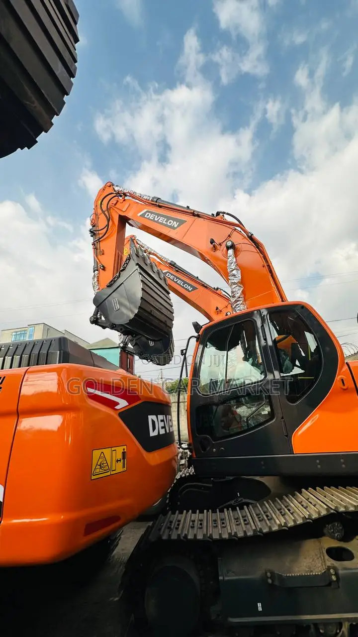 Develon 2025 Excovater Machine Dx 360 Lca