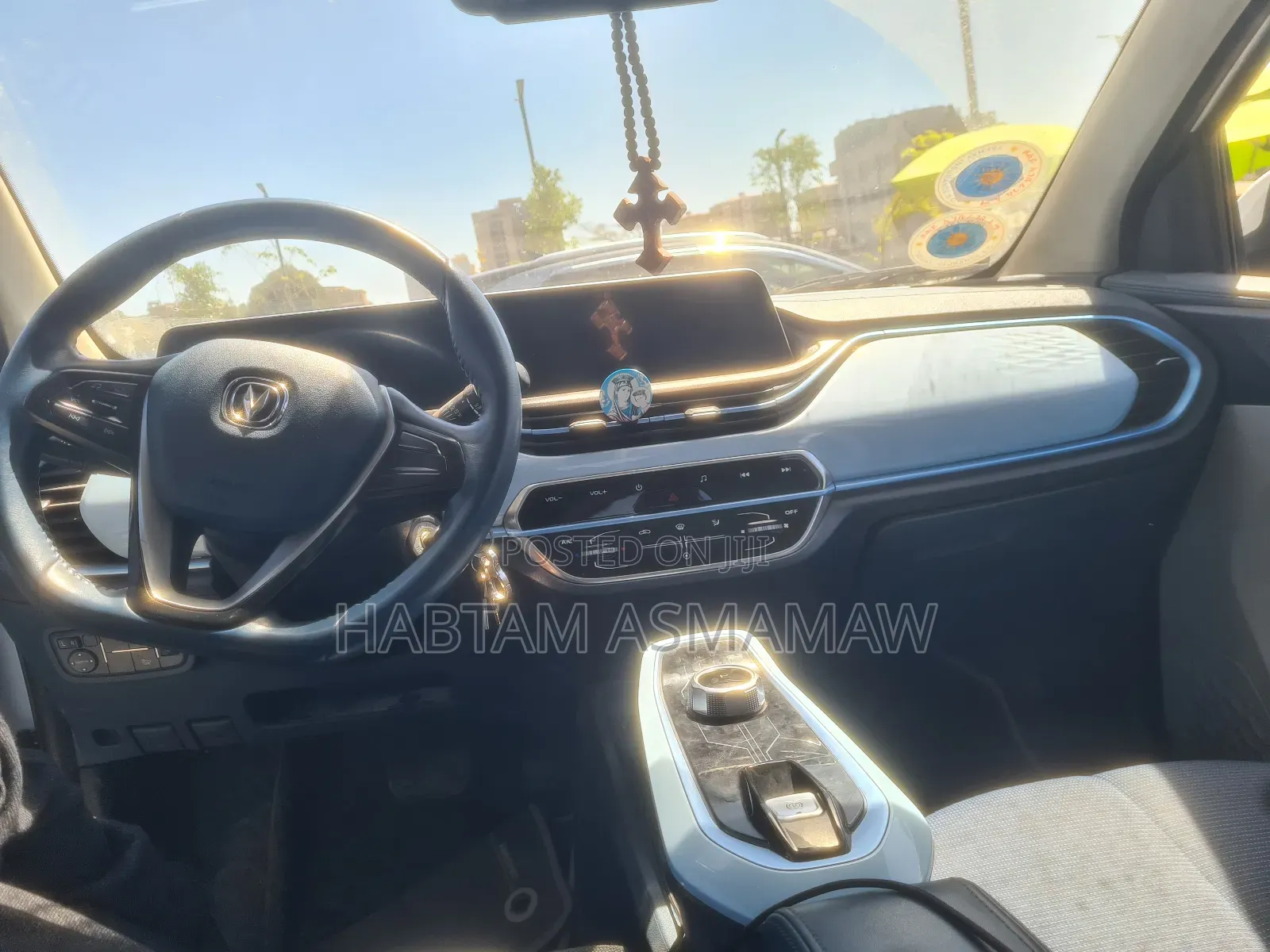 Dongfeng Glory 2020 Yellow