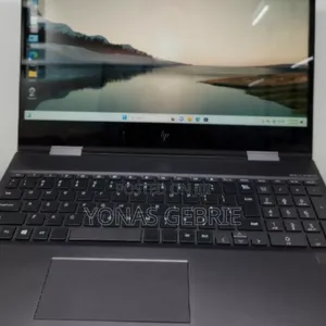 New Laptop HP Envy X360 8GB AMD Ryzen 7 SSD 256GB