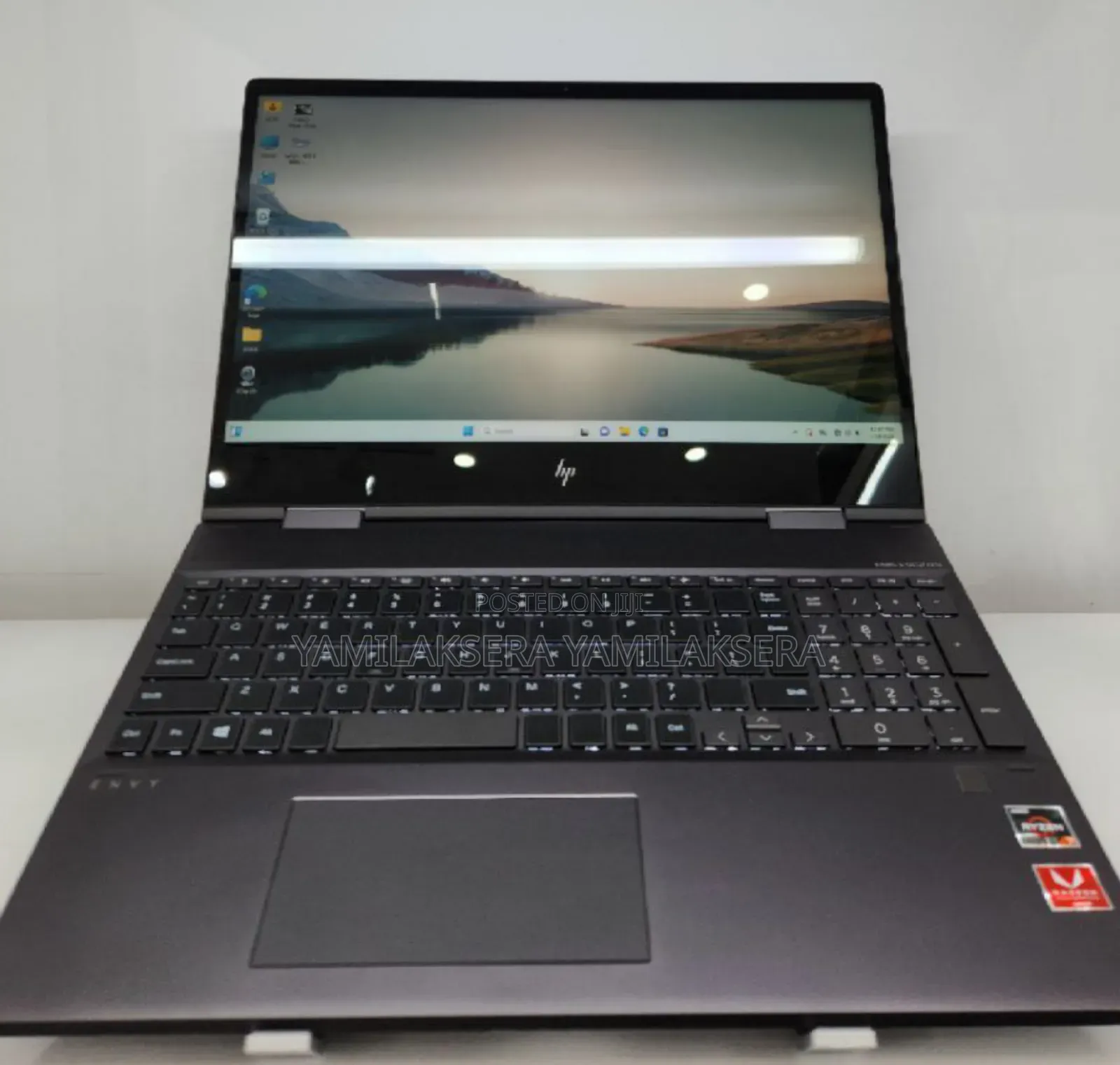 New Laptop HP Envy X360 8GB AMD Ryzen 7 SSD 256GB