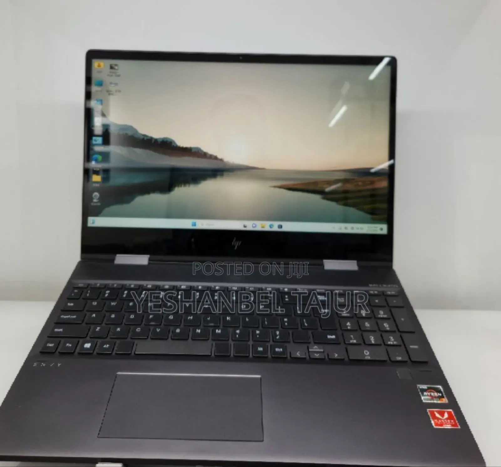 New Laptop HP Envy X360 8GB AMD Ryzen 7 SSD 256GB
