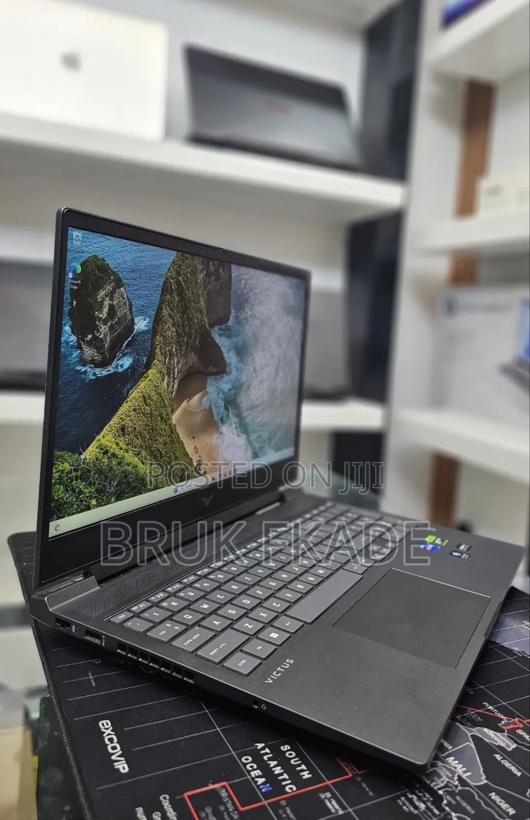 New Laptop Vinovo 16GB Intel Core I7 SSD 256GB