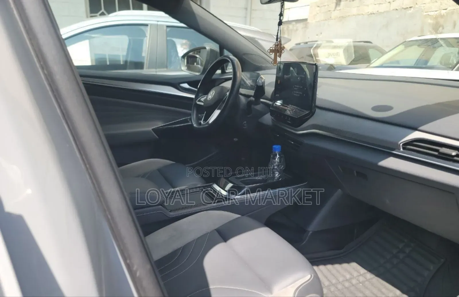 Volkswagen ID.6 2022 Burgundy