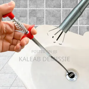 ማጠቢያ ሲንኮችን፣ የሻወር እና የመፀዳጃ ቤት ቱቦዎችን እና የፍሳሽ ማስወገጃዎችን የሚዘጉ ቆሻሻዎችን በቀላሉ