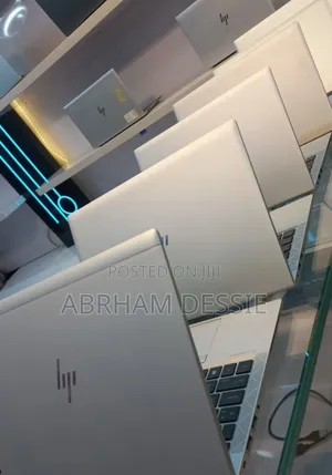 New Laptop HP 16GB Intel Core I5 SSD 512GB