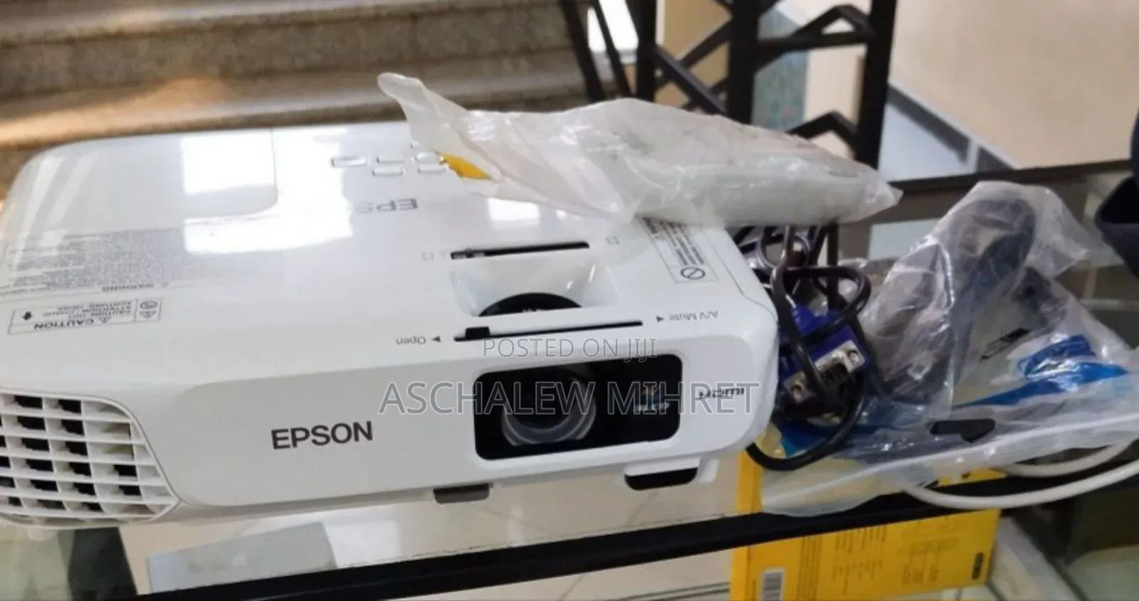 Brand New Epson Projector With Bag, Remote Model