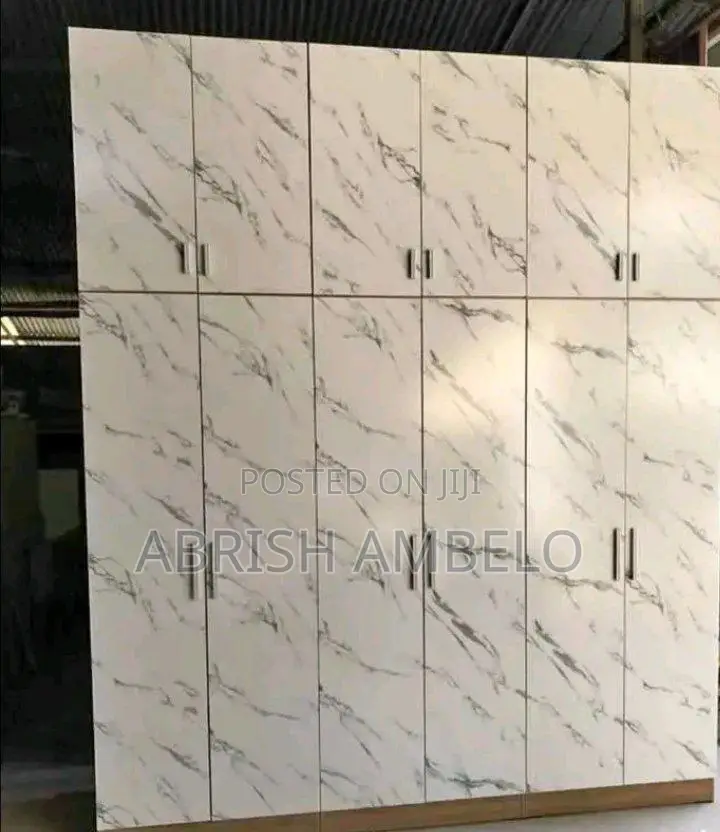 ቁምሳጥን በካሬ አረፍ Qulity