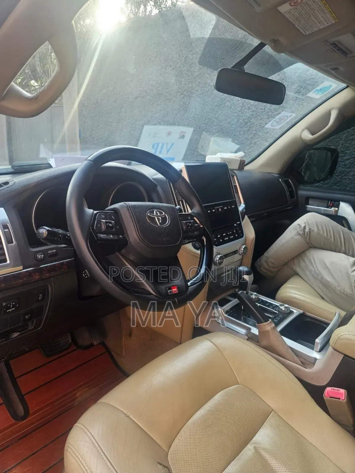 Toyota Land Cruiser 4.5 V8 VXR 2012 Silver