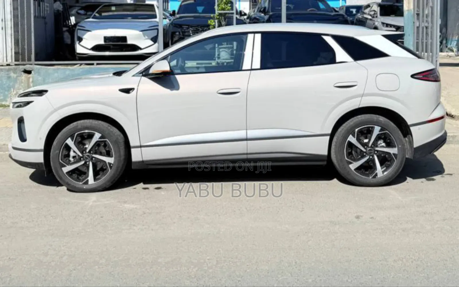 New BYD Seal DM-i 2025 Off white