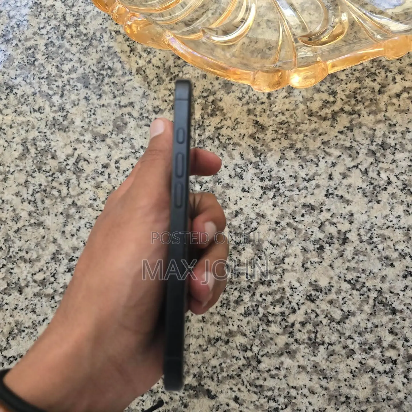 Apple iPhone 16 128 GB Black