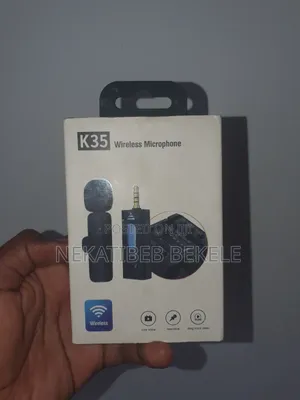 Dual Wireless Microphone.