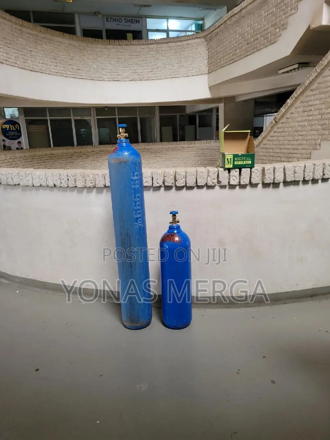 Oxygen Cylinder With Guge/Regulator Oxygen 99.999% Purity O2 Gas