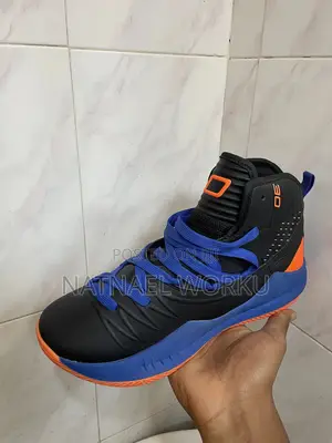 Under Armour Curry 30