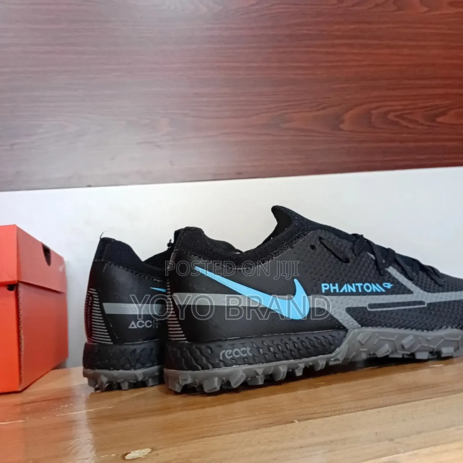 Nike Phantom Elite 2 Black Soccer Clests New Arrival