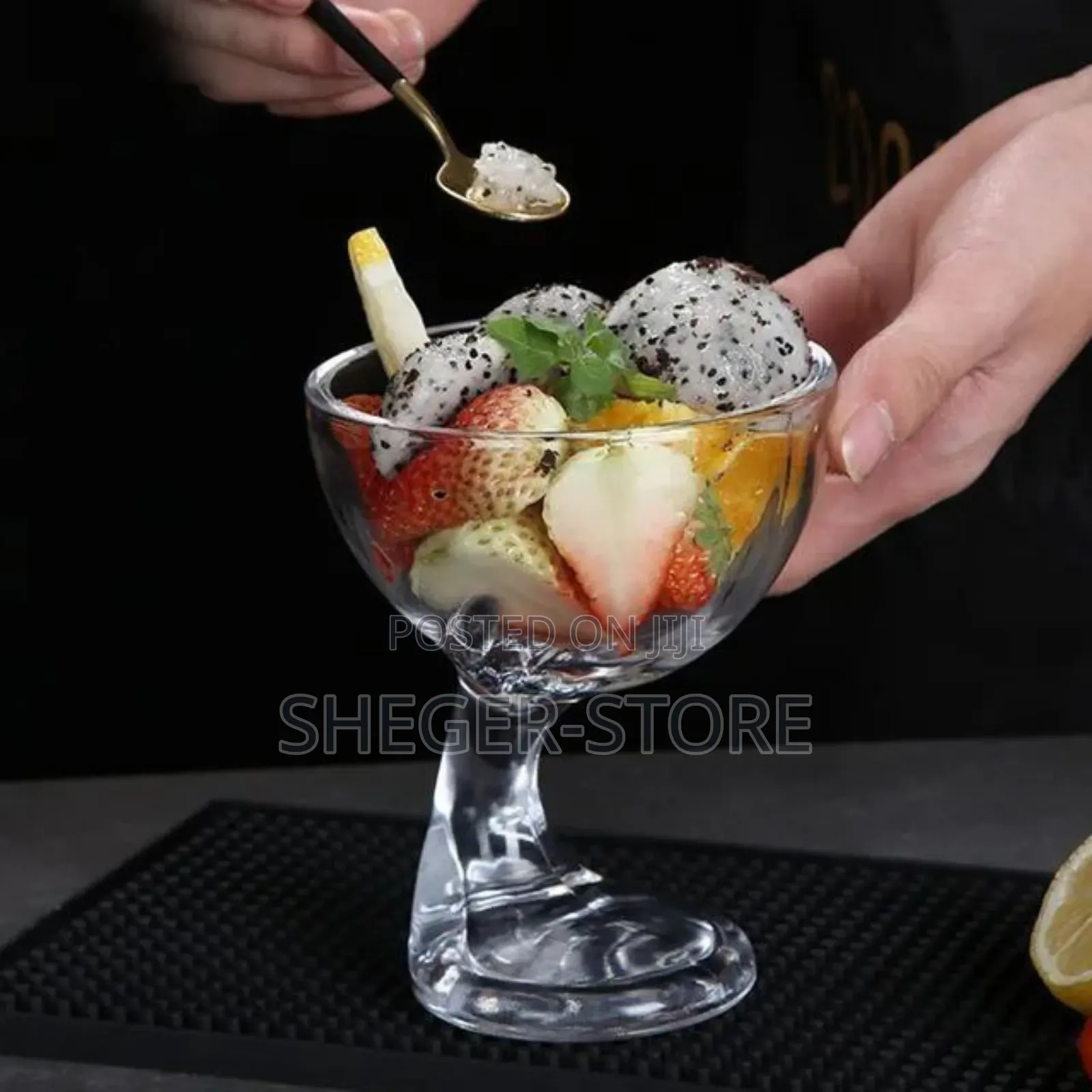 High Quality Ice Cream and Fruitcap(የአይስ ክሬም እና የፍሩት ፓንች ማቅረቢያ፤ መመገቢያ)