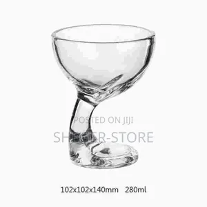 High Quality Ice Cream and Fruitcap(የአይስ ክሬም እና የፍሩት ፓንች ማቅረቢያ፤ መመገቢያ)