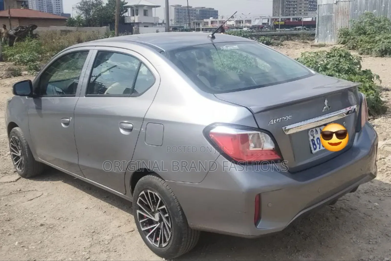 Mitsubishi Attrage 2022 Gray