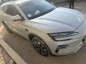 BYD Song Plus 2025 White