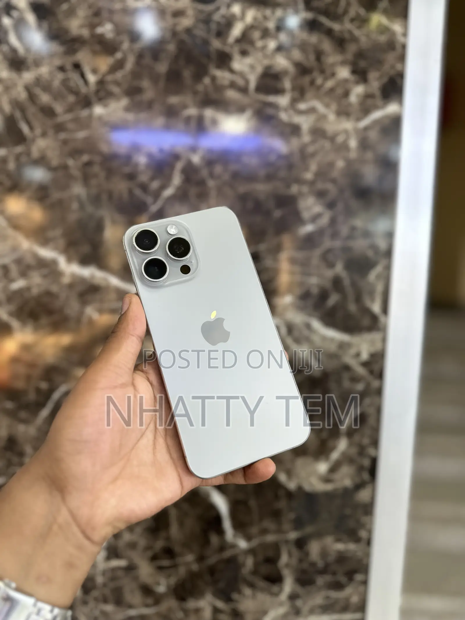 Apple iPhone 15 Pro Max 256 GB