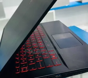 New Laptop MSI Crosshair 15 16GB Intel Core I5 SSD 1T