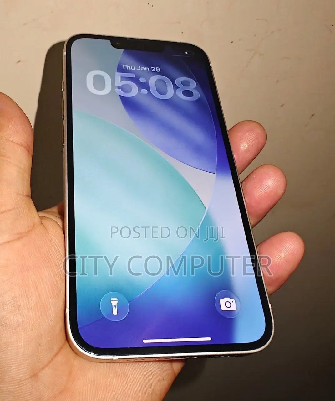 New Apple iPhone 13 128 GB White