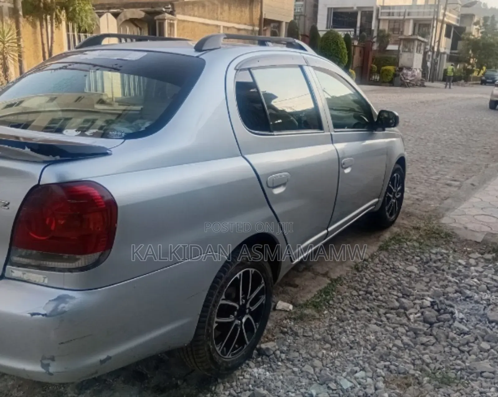 Toyota Platz 2005 Silver