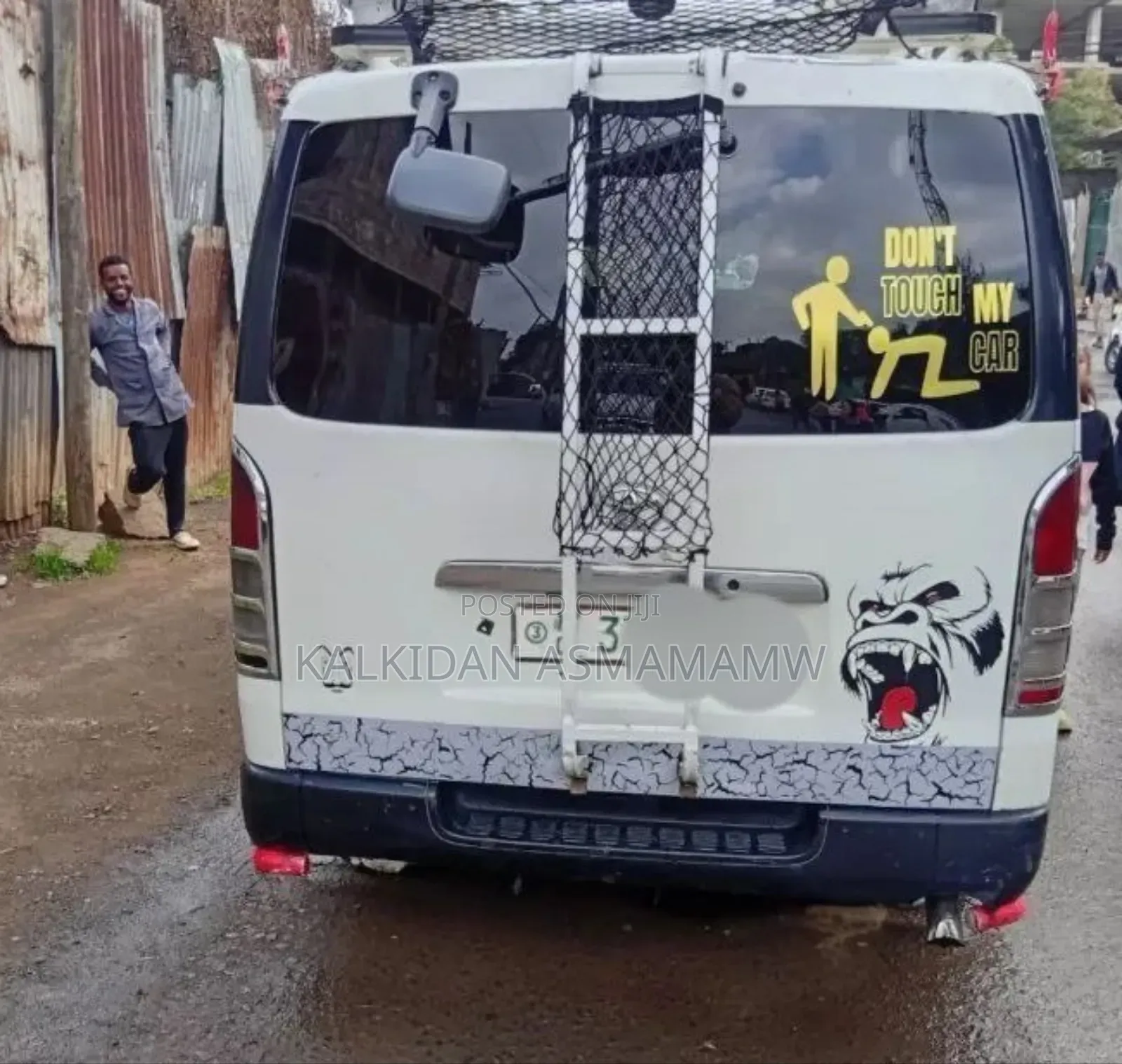 Toyota HiAce 2007 White