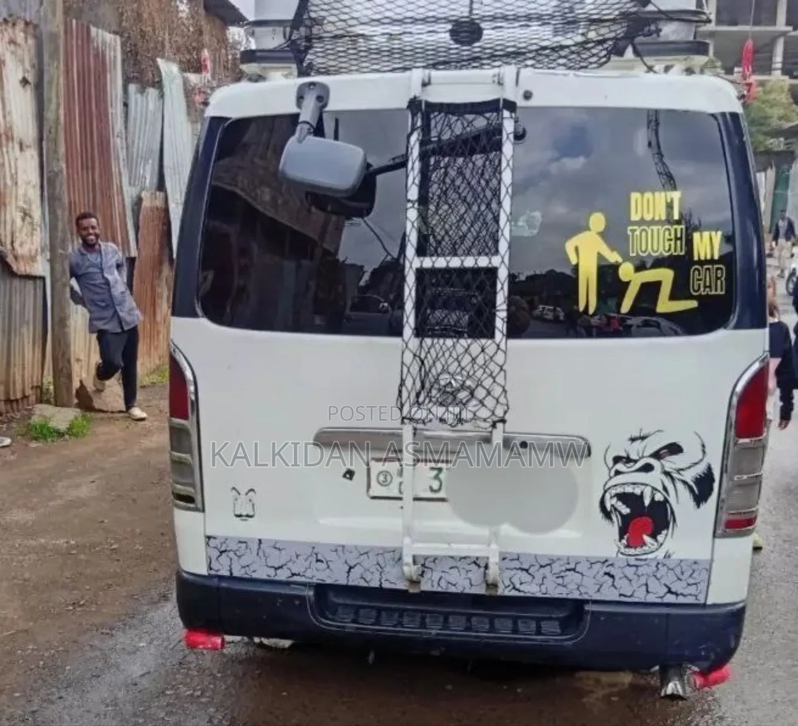 Toyota HiAce 2007 White