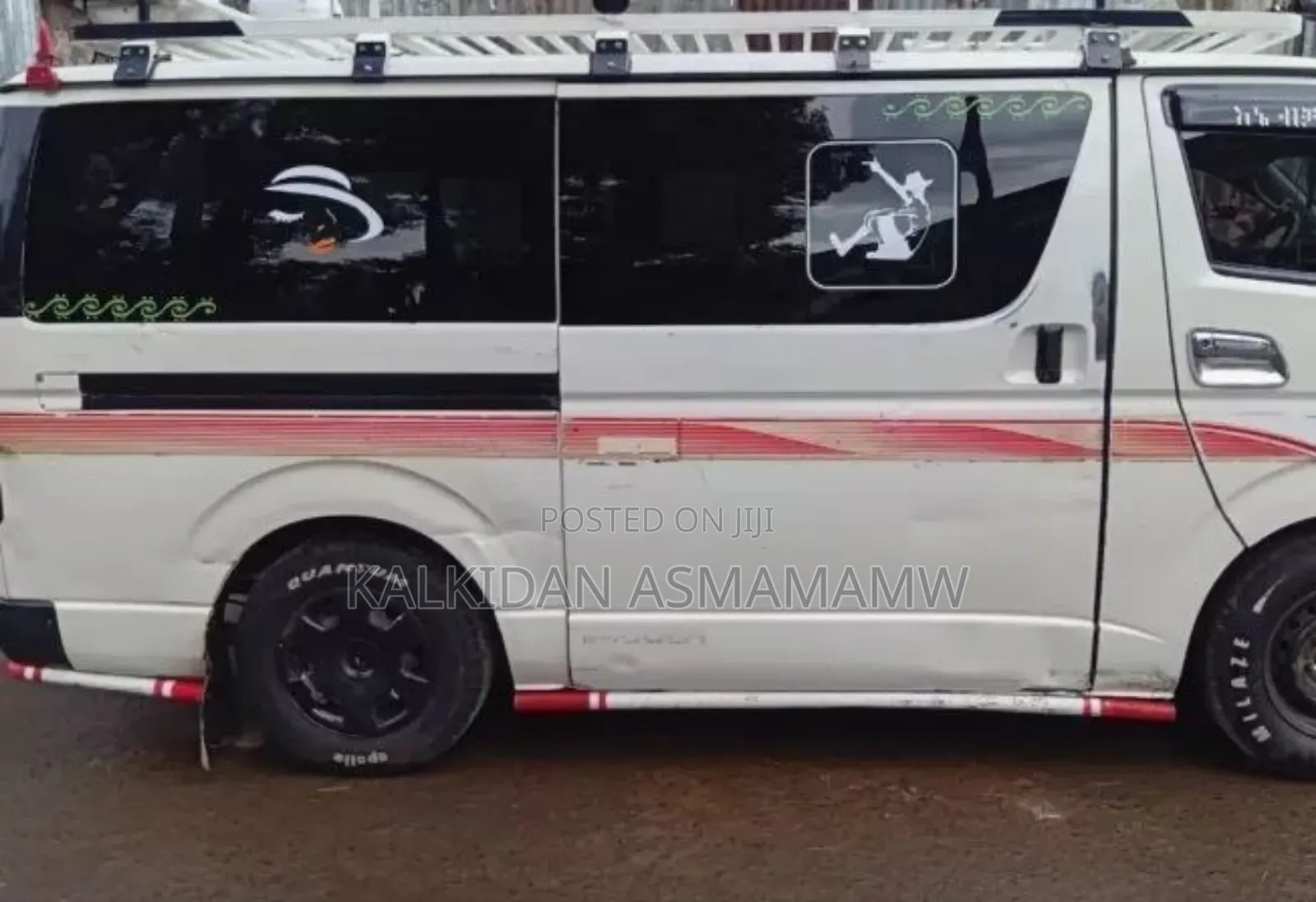 Toyota HiAce 2007 White