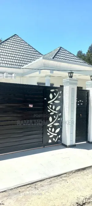 Furnished 5bdrm Villa in ዘመናዊ ቪላ አያት, Yeka for sale