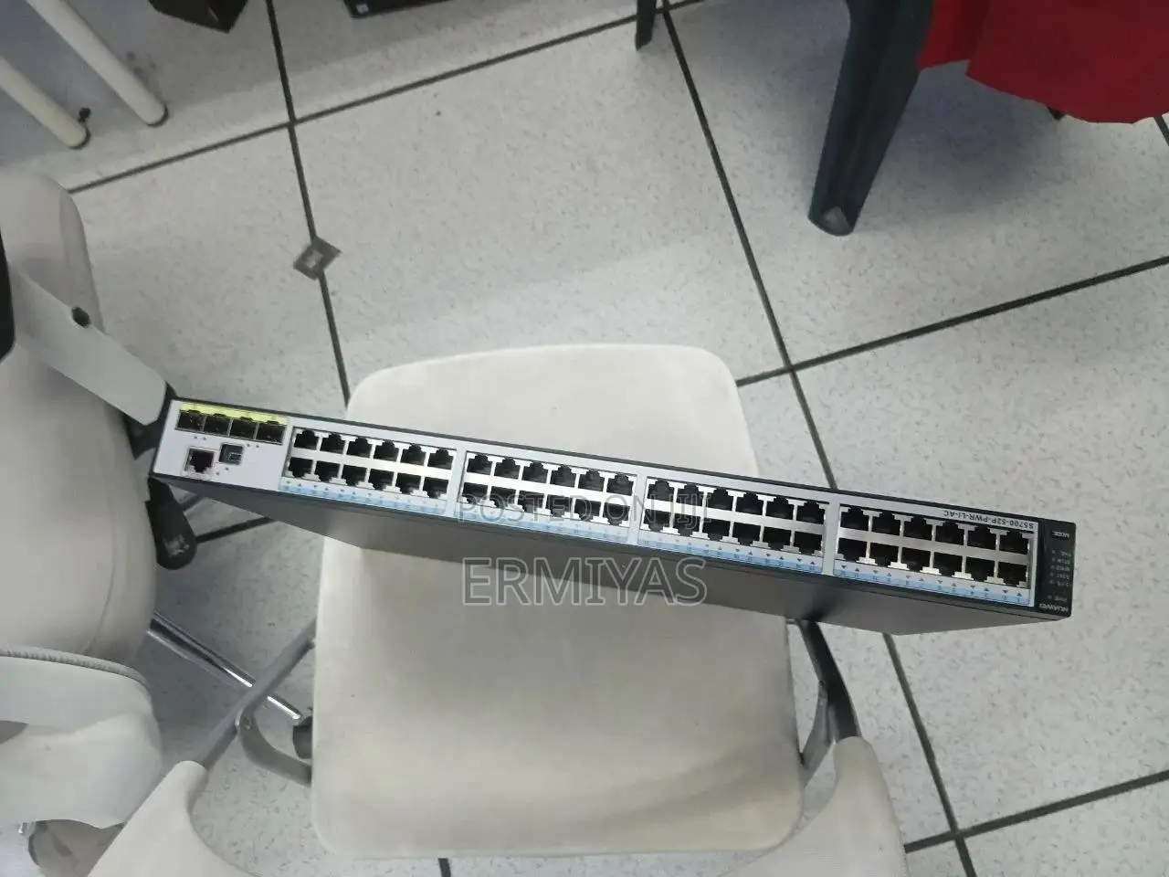 Huawei 48 Port Switch