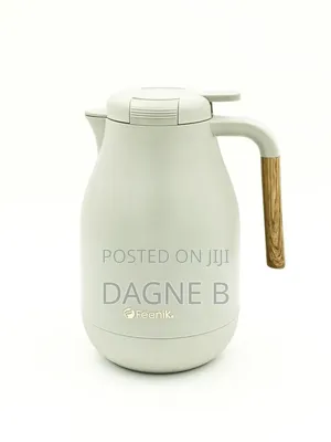 Feenik 2 Litter Vacuum Jug ፌኒክ ፔርሙዝ