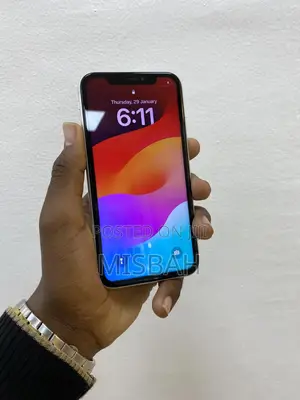 Apple iPhone XR 64 GB Silver