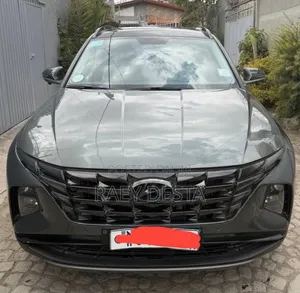 Hyundai Tucson 2023 Silver