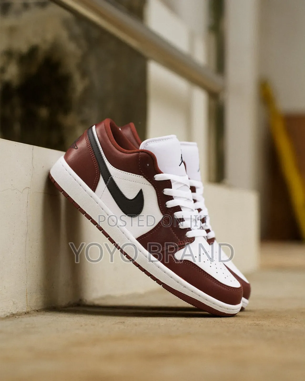 Air Jodan 1 Low Se E Dark Pony Fashion Sneaker