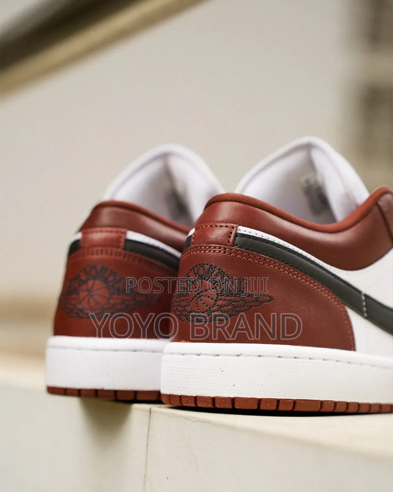 Air Jodan 1 Low Se E Dark Pony Fashion Sneaker